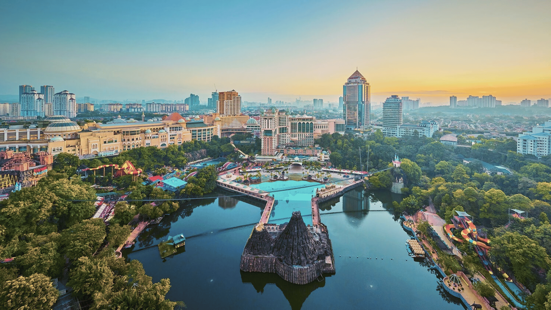 How Sunway Group Boosted Efficiency by 60% After Migrating 300+ Legacy Apps.